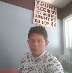 Meet your Posher, Elmer de jesús